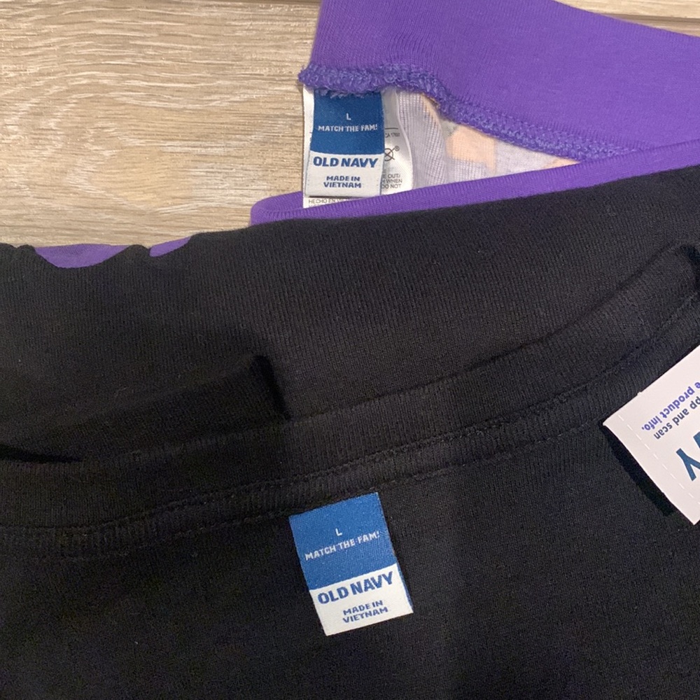 LMT: Old Navy Halloween Matching Graphic Pajama Set - Picture 12 of 12
